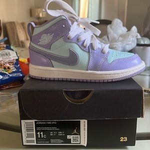 Jordan 1 Mid (PS)